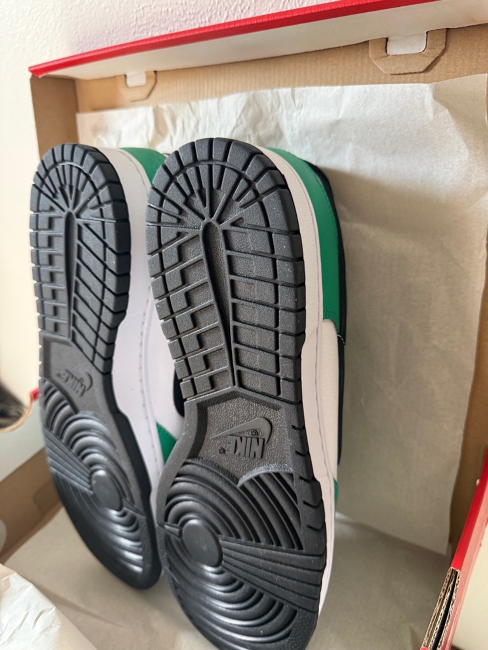 Nike Dunk Low Celtics Low-Top Sneakers in Green, White & Black - Picture 8 of 14